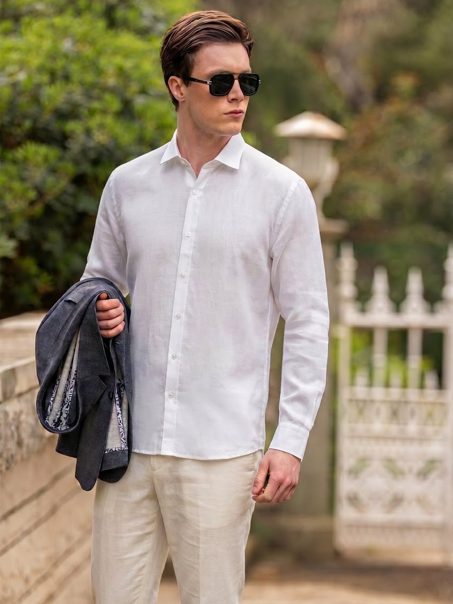 efor_online's tweet photo. Keten kumaşın hafifliği, beyazın ferahlığı; hem sahil hem şehir kombinlerinin çabasız yıldızı… https://t.co/aR7sILFrLc https://t.co/ux7xbICYxF