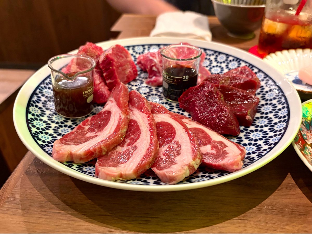 _a234's tweet photo. 面白いお店で美味しく楽しく飲めて満足！
良き華金でした〜 https://t.co/ErczJtJRPv