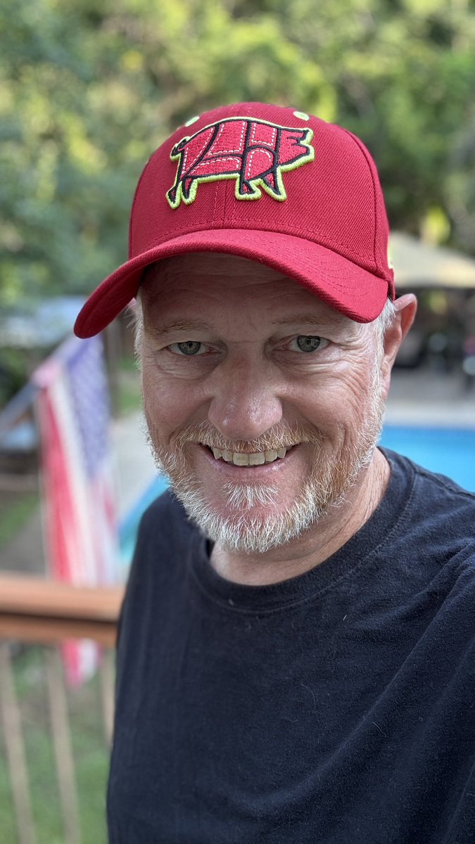 wisedrjr's tweet photo. Today’s “Fitted Friday” hat is a Chicharrones de Columbia #39Thirty from the @ColaFireflies. COPA weekend continues tonight with an awesome soccer scarf giveaway!
#HOTDTheMayor
#365DaysOfHats #Day163 #DHCSportsShow https://t.co/LmomfEMdP5