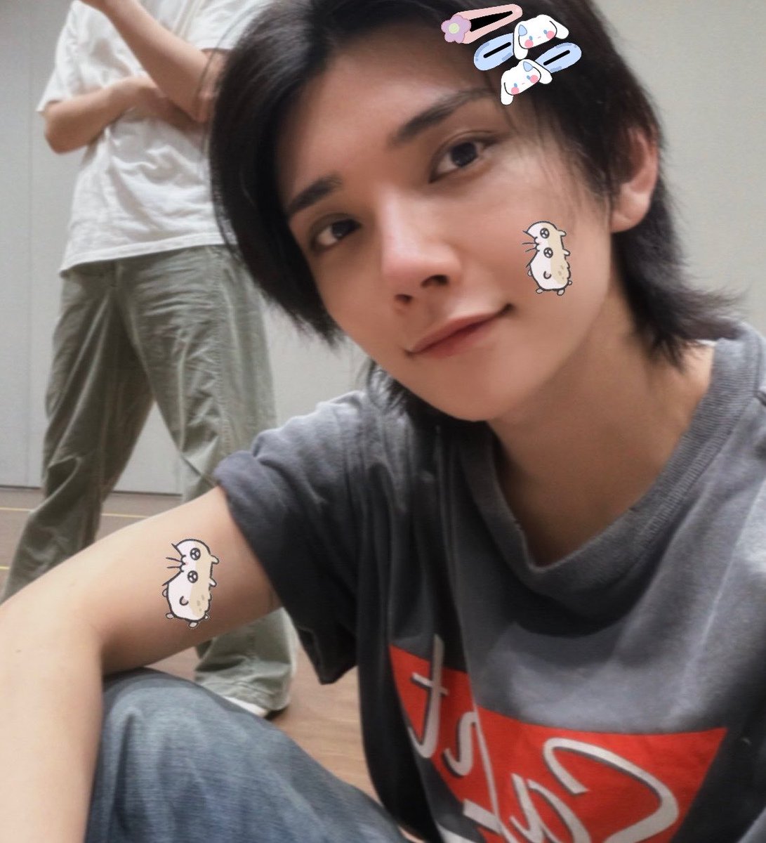 foo_shua's tweet photo. >< https://t.co/T528nUo0rS