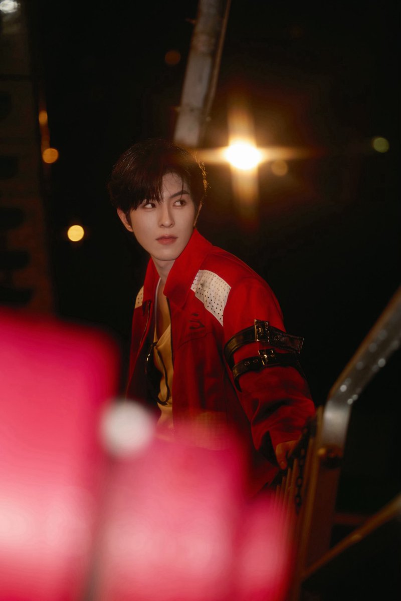 QiuQiuHomeTH's tweet photo. [12.06.2026] WEIBO | 邱鼎杰_kipuka UPDATE 

ตรอกซอกซอย 🇭🇰

🔗 https://t.co/Tg4tKcVpmp

#KipukaQiu #QiuDingJie https://t.co/yCkTXbVWnB