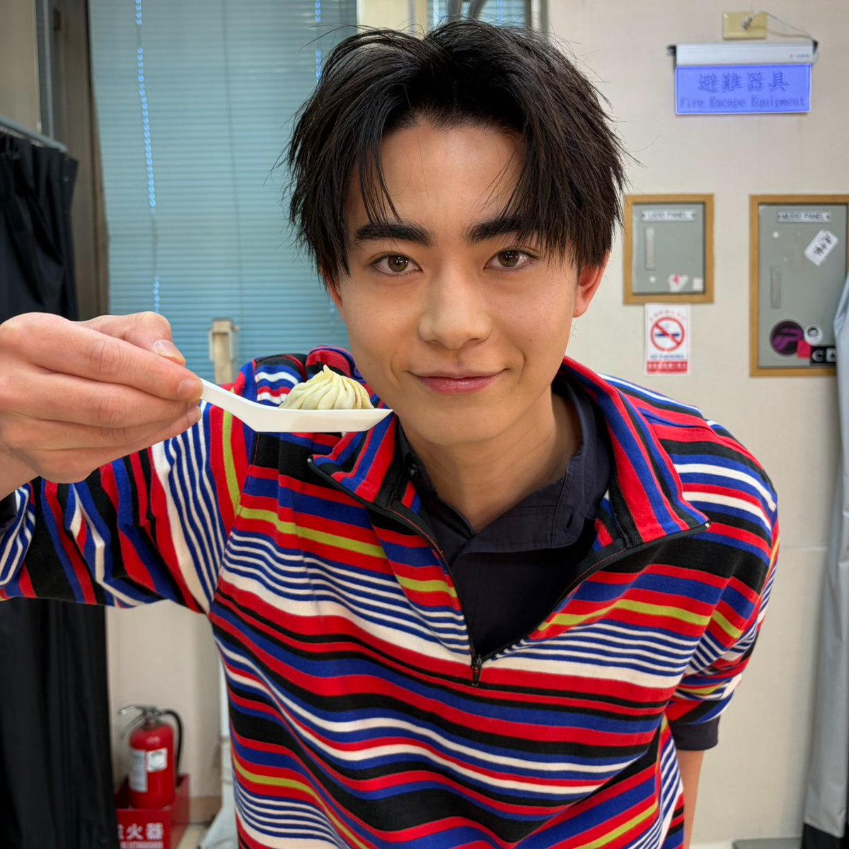 topcoat_staff's tweet photo. Vol.39 公開📝
#豊田裕大 の「#ショクの風景」

「食」に興味がある豊田が
色んなお店を巡りグルメを紹介

今回のショクの風景は・・・
ファンミーティングで訪れた
台北の夜市で味わった〇〇🥢

続きは #TopCoatLand で👀

▼豊田裕大の「ショクの風景」Vol.39
https://t.co/KgXNGAhWUn https://t.co/7VhYsHgZL3
