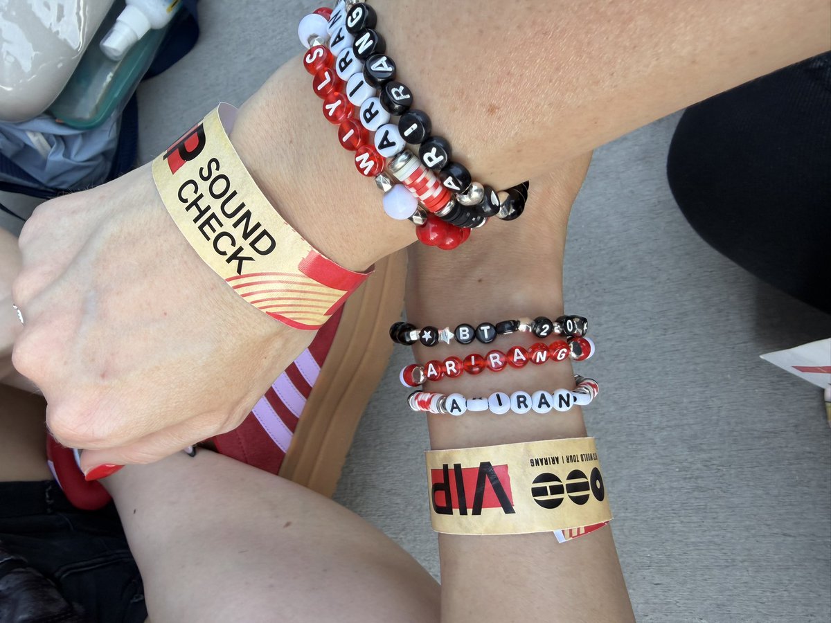 lcsacha's tweet photo. BTS - Las Vegas D2 🤩
Soundcheck baby!!! https://t.co/JvsYqlS5FJ