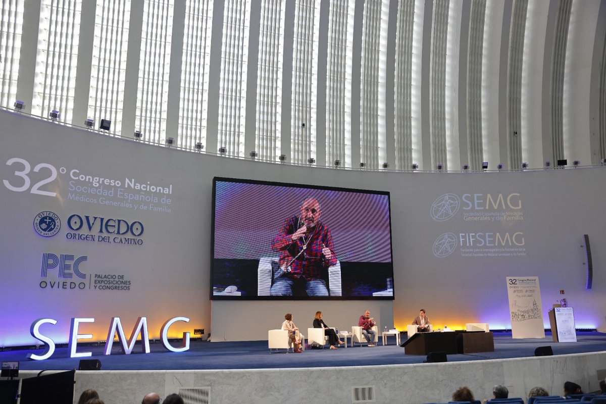 SEMG_ES's tweet photo. 🩺 Salud mental, vacunas, COVID persistente, obesidad, diabetes, dermatología, enfermedades infecciosas, ecografía, inteligencia artificial, investigación, urgencias y mucho más han protagonizado un día repleto de actualización científica y formación práctica.

📍 Seguimos avanzando en #SEMG26, compartiendo conocimiento, experiencias y futuro para la Atención Primaria.

#MedicinaDeFamilia #AtenciónPrimaria