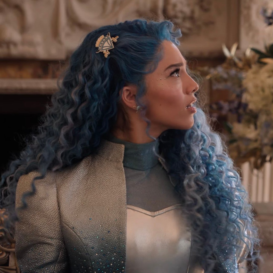 maliabeauregard's tweet photo. i know she's upset but this is an insane side profile by the way https://t.co/dSQjQgHegb