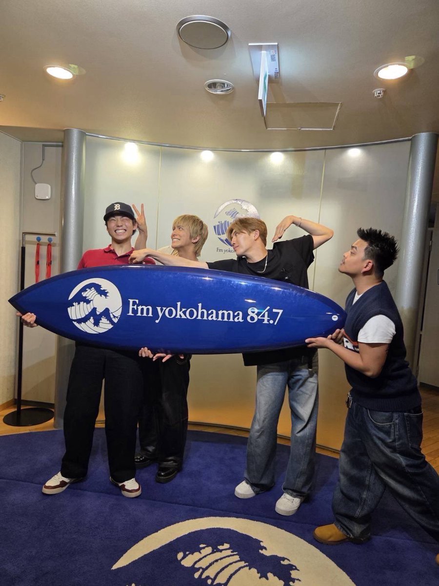 TBG_account's tweet photo. 📻 #ZERO8 ありがとうございました!!!
今夜もわちゃわちゃと楽しくお話しできました🗣️⚡︎⚡︎
@ZERO8yfm 

倫太郎さん、REIJIさん、
ありがとうございました！！

▼番組で流していただいた楽曲はこちら🔗
🎧エレメント
🎧1分の1のラブソング

#THEBEATGARDEN https://t.co/cFbMbx2eMd
