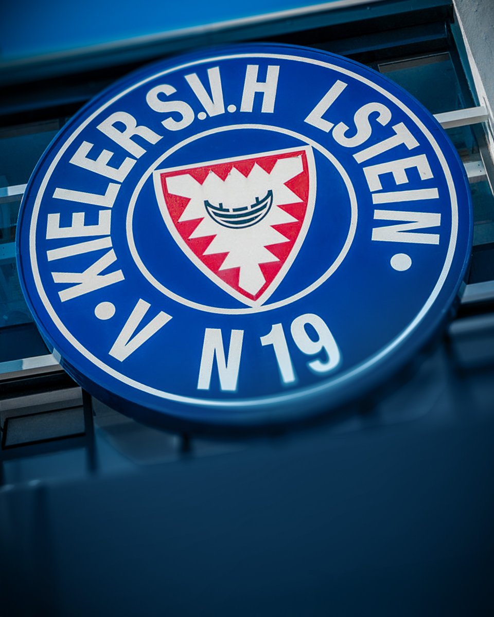 Holstein_Kiel's tweet photo. Erst wenn's fehlt, fällt's auf 🅰️🅱️🅾️

Heute ist Weltblutspendetag: Eine Blutspende wird in Deutschland alle sieben Sekunden benötigt und kann bis zu drei Leben retten. Unterstützt die Aktion #missingtype und meldet euch jetzt zur Blutspende in eurer Nähe an. 🩸
_
#KielAhoi https://t.co/gkzD0tSKTv