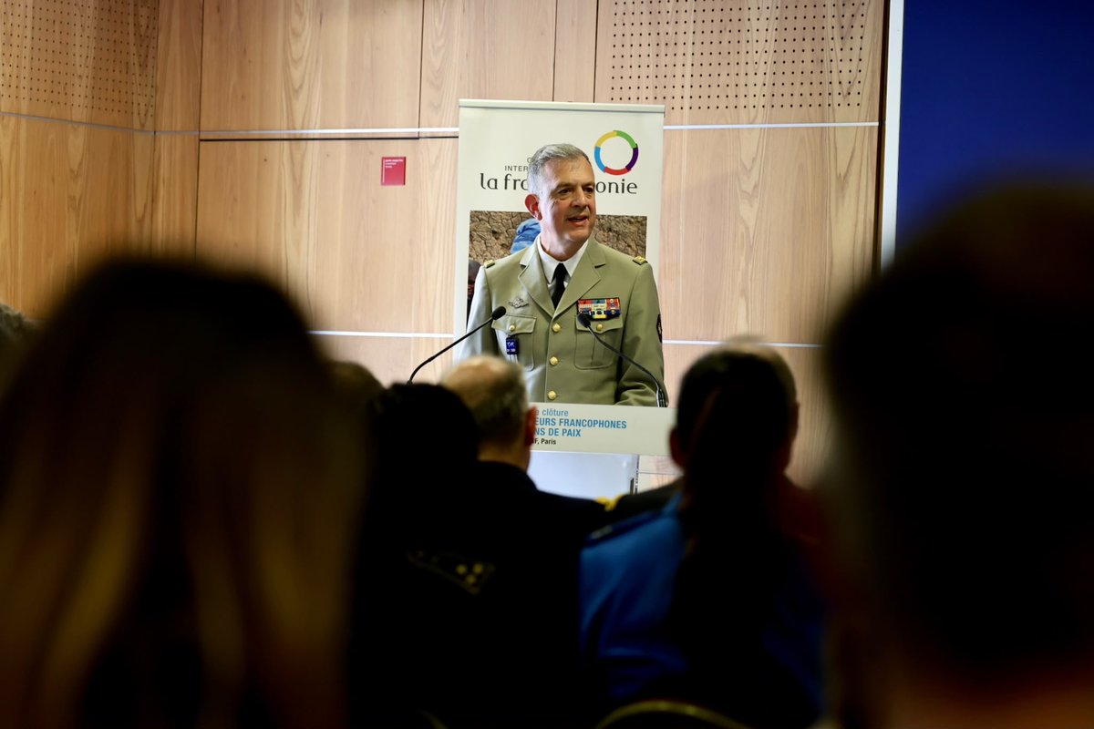 CoopSecuDefense's tweet photo. Le  directeur de la #DCSD, le GDI Richou, remercie chaleureusement  l'ensemble des partenaires qui ont permis la réussite de cet événement  et félicite les stagiaires pour ces 2 belles semaines d'apprentissage au  service des OMP. https://t.co/dN3zX9RHr6
