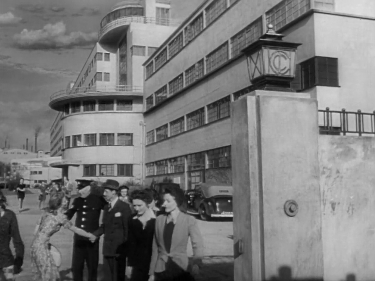Paul_Heron_'s tweet photo. Modernism in Powell and Pressburger. https://t.co/KU5kSt3okc