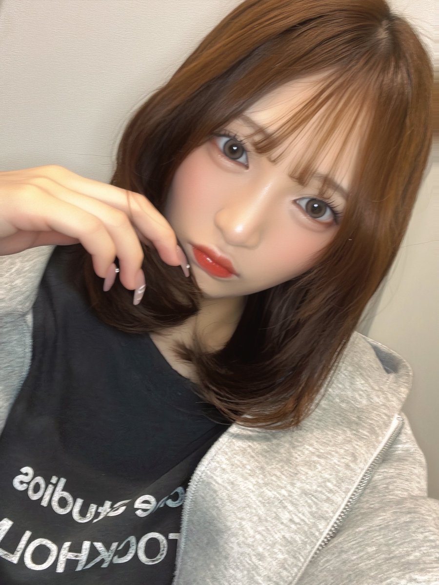 otodaeri's tweet photo. おはよ〜う私服ですよーっ https://t.co/hmLGpvo0a5
