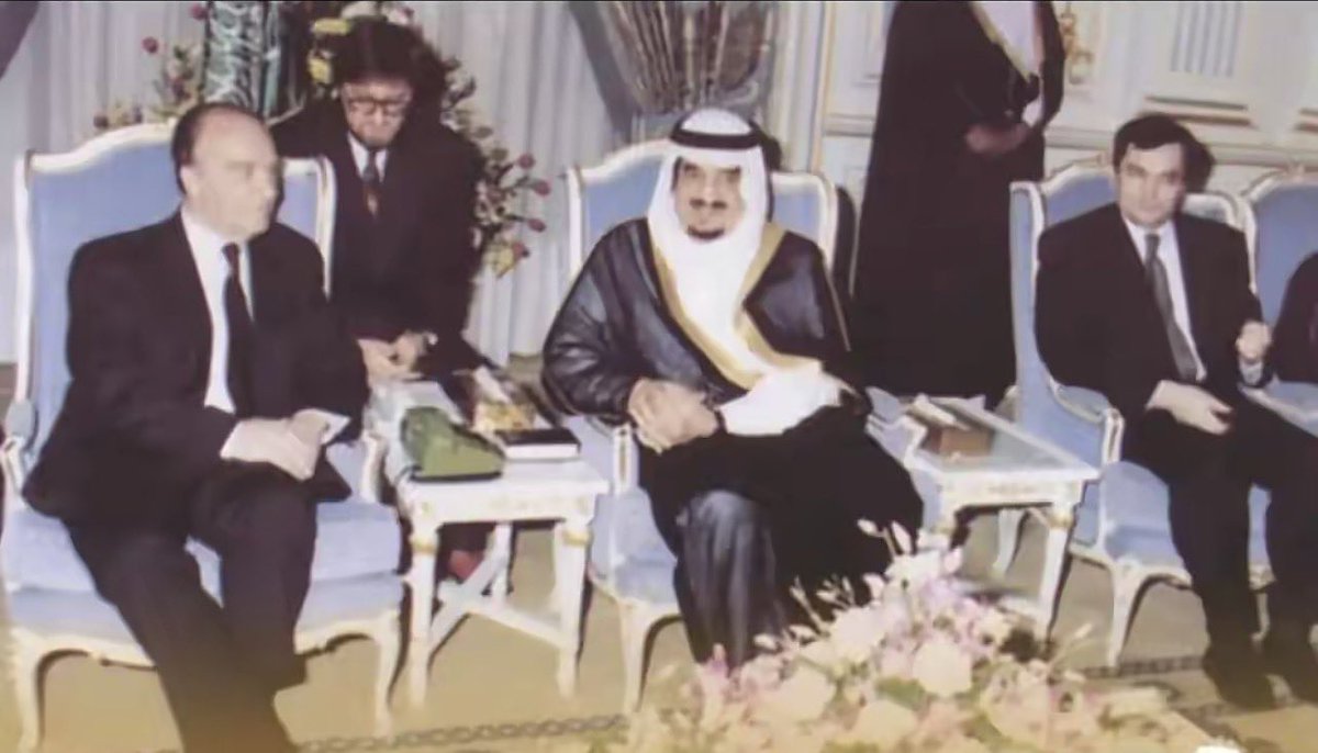 hullf's tweet photo. من خلقت الدنيا والسعودية بنفس المبدأ ليومنا هذا
دعم لكل المسلمين بدول العالم 
ملايين ومليارات وجهود عظيمة تقدمها لكل المسلمين
بأوروبا باسيا بالخليج بكل مكان اول من يقف ويدعم
وطن عظيم وقادات قلوبهم على اخوانهم المسلمين بكل انحاء العالم 
فخر والله فخر انتمائي لهذا الوطن العظيم🇸🇦❤️ https://t.co/Hz1TqJHVr1