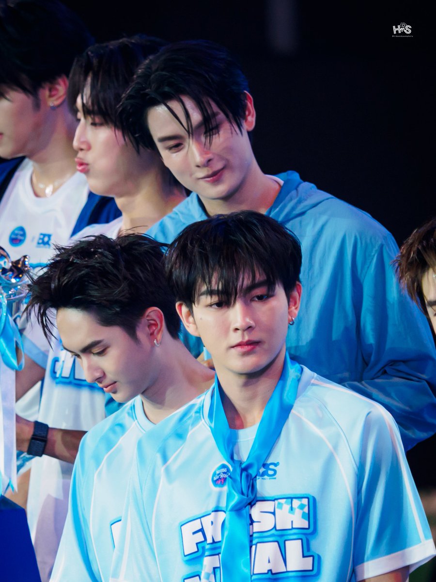 __hideandseek's tweet photo. น้องฮ้าทอาจจะไม่รุ้ มีคนเอ็นดูคุณสุดหัวใจ~ 

#NestlePureLifexBUS
#NestlePureLifexBUSFreshTival https://t.co/C3HTvSjmi3