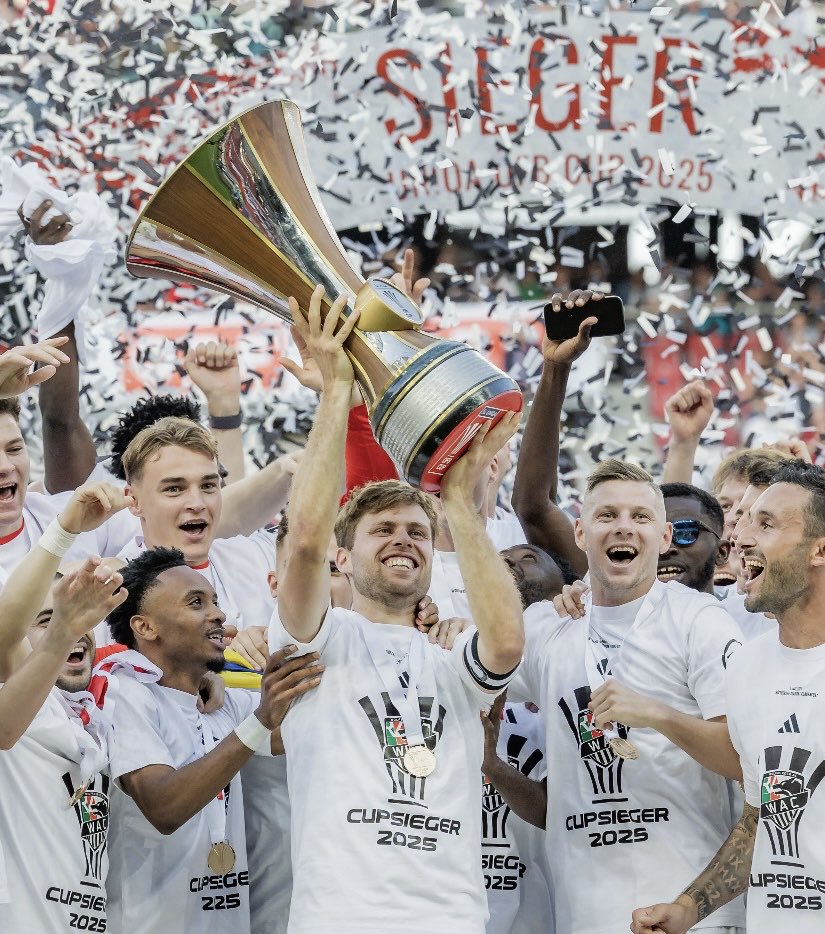 Transferic_Sky's tweet photo. ⚫️⚪️ Sky-Info: Abschied beschlossene Sache! Kapitän &amp; Führungsspieler Dominik #Baumgartner (29) verlässt den Wolfsberger AC #WAC nach rund 7 Jahren und 216 Einsätzen (16 Tore). Ablösefrei nach Vertragsende. ÖFB Cup-Sieger mit WAC 2025 @SkySportAustria #TUAustria https://t.co/ZzeyvEY8SH