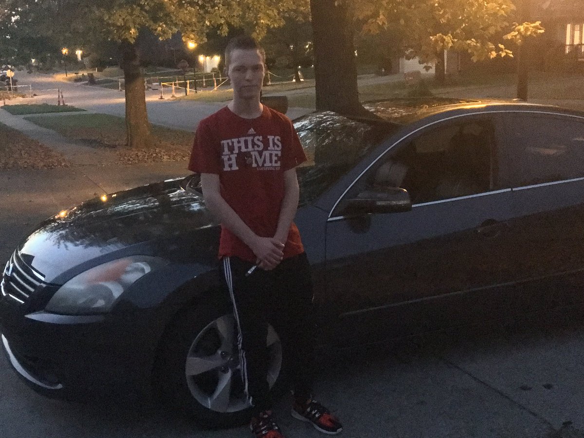 aspalding29's tweet photo. @0rangeChevrolet @usfcardsfan Only took me three weeks to total it at 16 years old. https://t.co/lcWJHv5szL