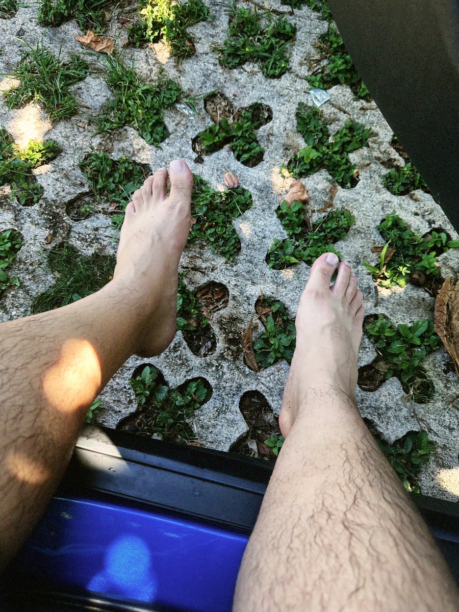 thegreenkai's tweet photo. Feet Friday https://t.co/ozKls7cJuh