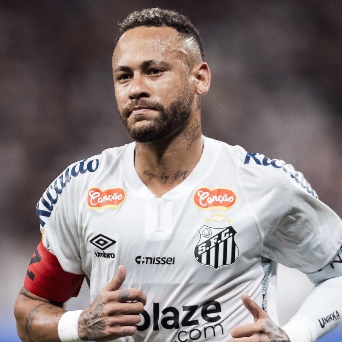 PurelyFootball's tweet photo. 🚨 𝐁𝐑𝐄𝐀𝐊𝐈𝐍𝐆: Neymar Jr has still not returned to training.

He's likely to miss the entire group stage of the World Cup!

[@SkySport] https://t.co/3hDx0mC56V