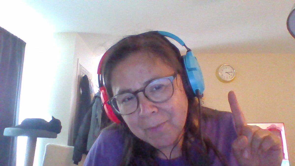 shiimens's tweet photo. Working from home on a Friday afternoon. It's 4:15 p.m. and I'm exhausted.  45 minutes to go.
Does anybody still use X? https://t.co/UR7i7eUHq5