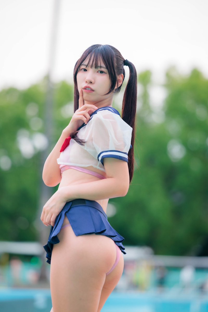 Fledgling_chick's tweet photo. #関西プールフェス
#チャンス撮影会

model:六花ゆな（@rikka2y ） https://t.co/7UNZuqKxg7