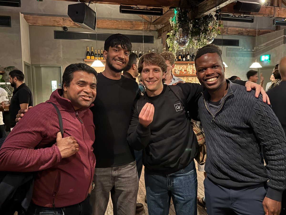 frankterpo's tweet photo. Hi hi, yesterday was @cursor_ai happy hour in Shoreditch🇬🇧

Got to meet the EMEA GTM team and celebrate the Cursor London HQ launch, LFG🤌

New and familiar faces, one thing clear @cursor_ai is winning.

S/O to Rich Cullen and Jason Creane for organizing, ´twas a banger! https://t.co/44VYTbVLSl