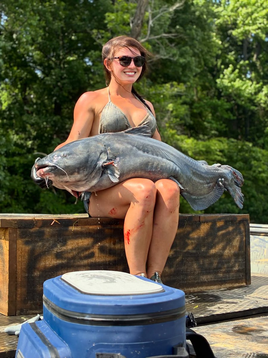 CATFISHGIRH's tweet photo. Catfish Approved ✅ #GetBit 🐋 https://t.co/6fDmhJdXyv