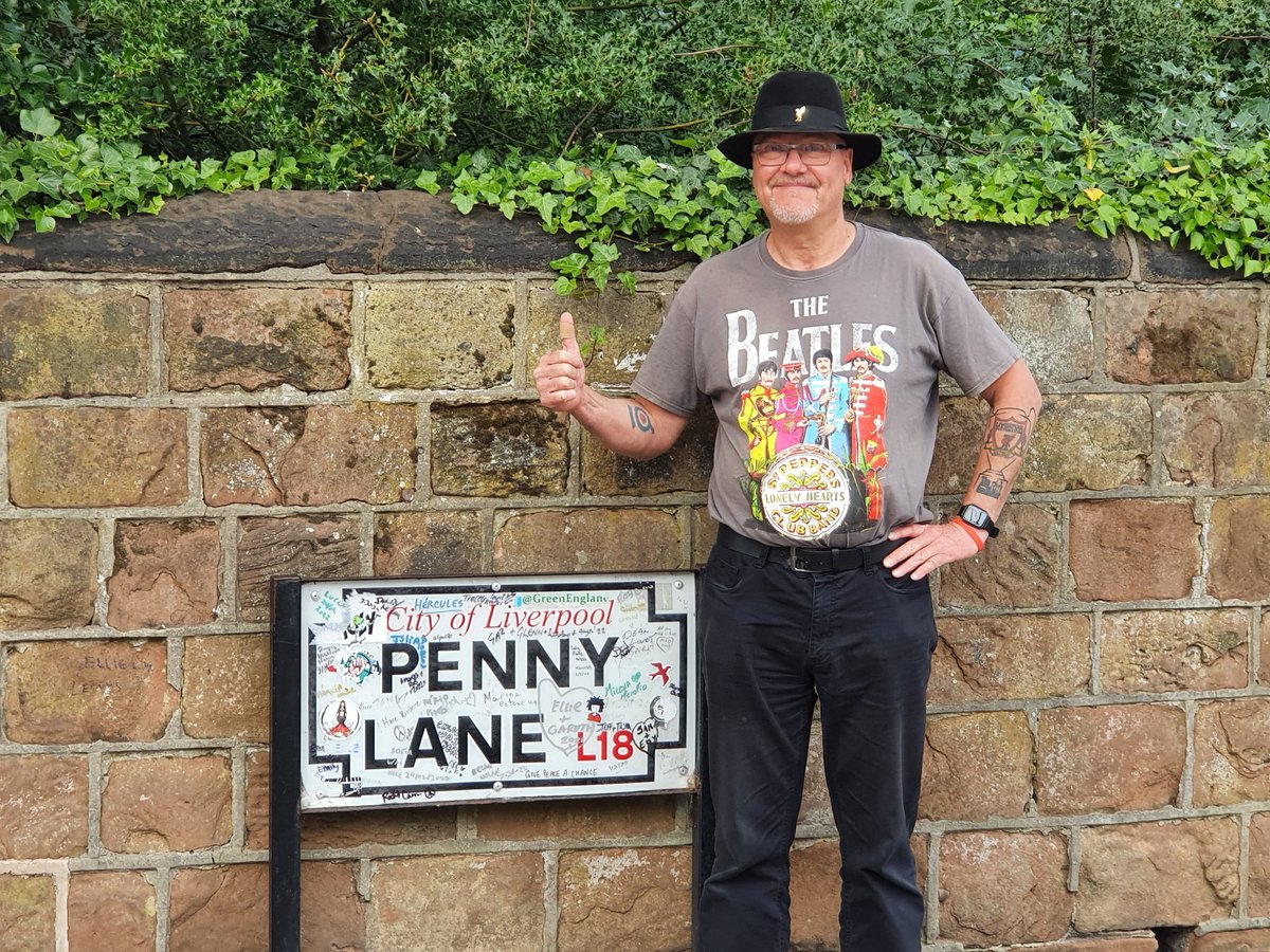 manwithhat61's tweet photo. @scousescene @richardstorey_ Wonderful city to visit ❤️ https://t.co/NIFXB4LzEp