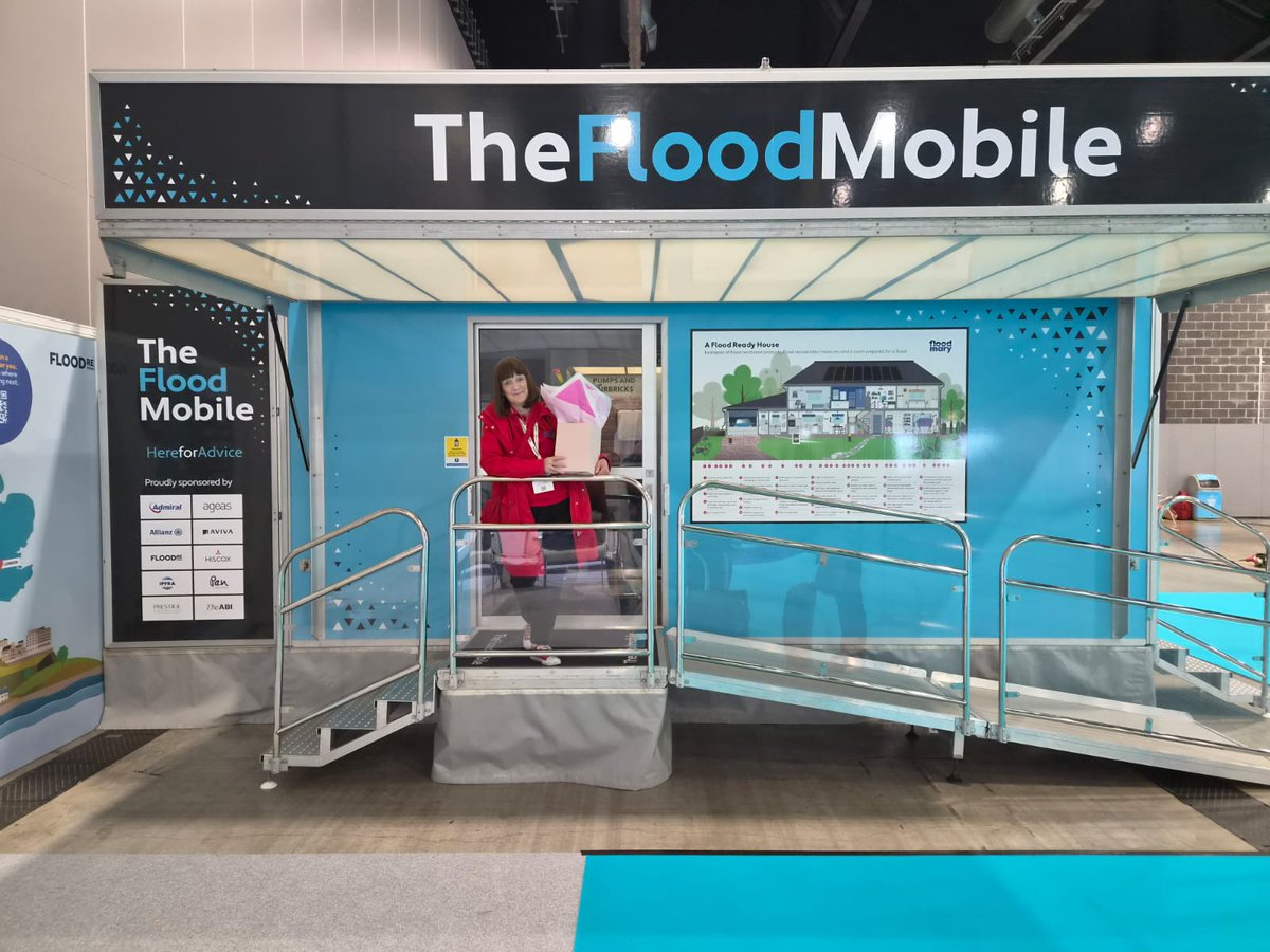 floodmary's tweet photo. My last official day working on the #floodmobile. For the last couple of hours the lights went out. Someone said the #floodmobile was complaining that I was leaving it!
So many emotional conversations on it. I hope I've helped those visiting me Pastures new await Still in #flood https://t.co/CZX5JOsdbm