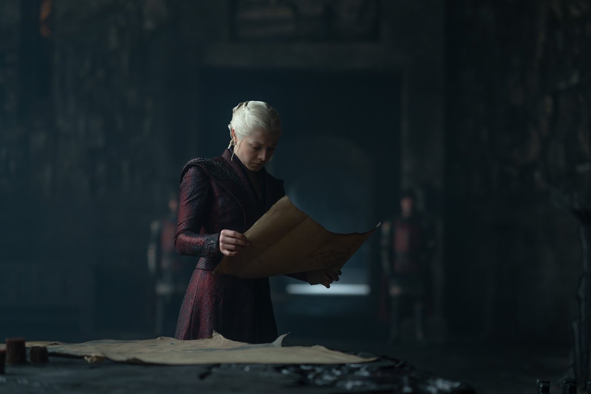 4KStills's tweet photo. Emma D'Arcy in #HOTD S3 E1 • 4K https://t.co/gRHlCY2jTs