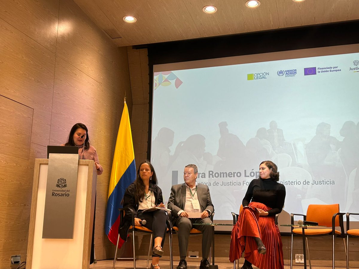 AcnurColombia's tweet photo. Poniéndole el alma a lo que hacemos. ❤️

En lanzamiento de la Red ALMA con @CorpOpcionLegal, @URosario, @Juris_urosario, una apuesta para fortalecer el acceso a la justicia y la asistencia legal a las personas desplazadas forzadamente y apátridas. 

Con el apoyo de @eu_echo https://t.co/rMoIIVawIb