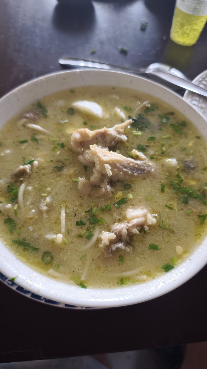 plaztomad's tweet photo. Regresé dónde Edita, en Ventanilla, a ver si alcanza al shambar. Ya solo había caldo de gallina, súper sabroso. Sobre este huarique escribí acá:

https://t.co/0P0UNcWxO8 https://t.co/dYhlu9NRoA