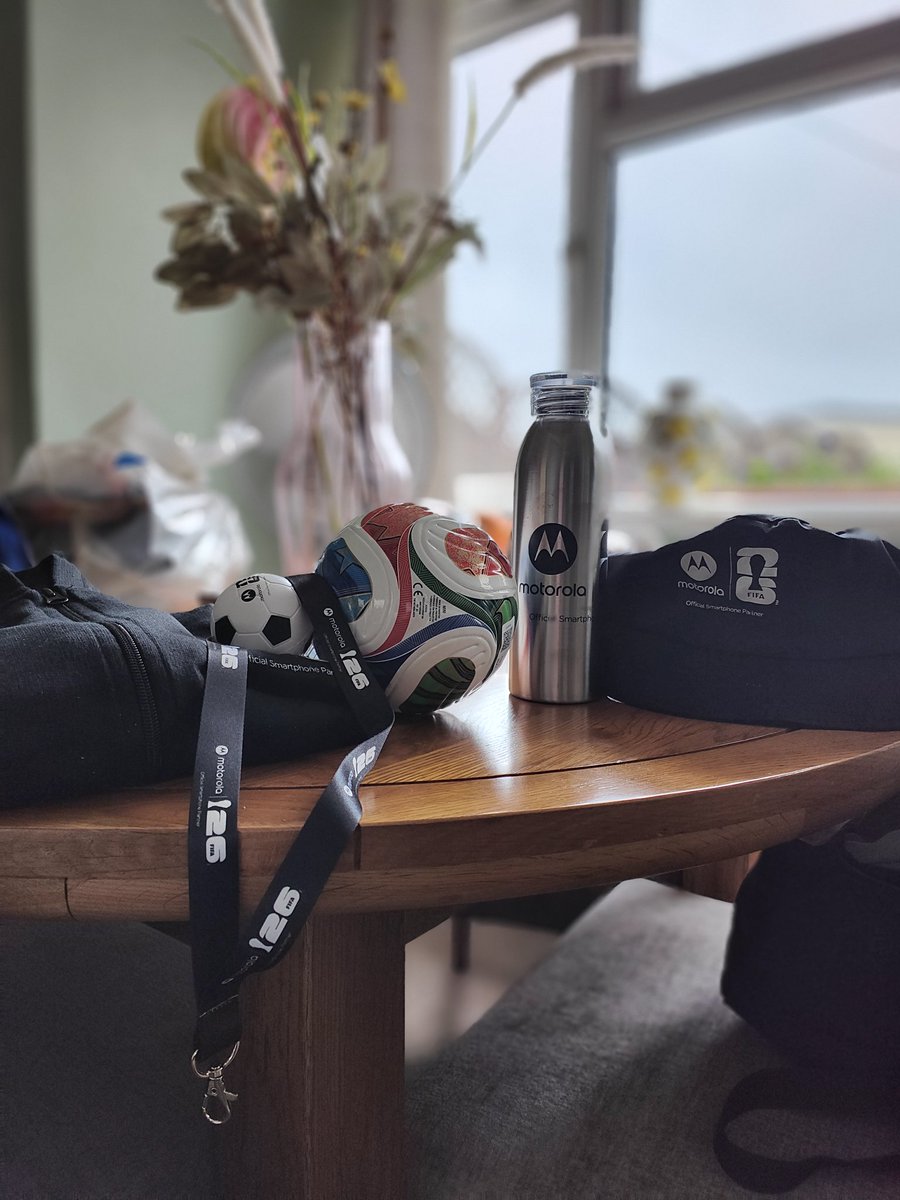 Dave West tweet media