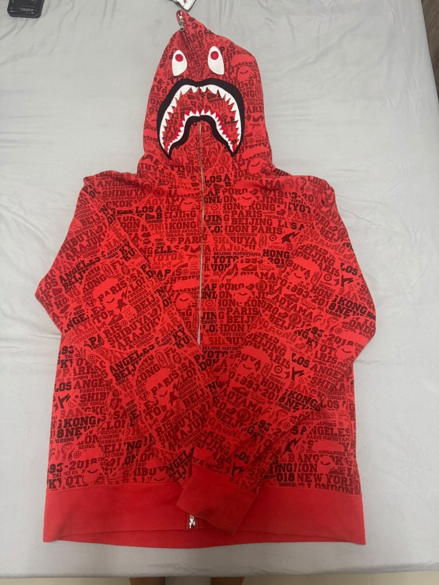 supxs02's tweet photo. BAPE XXV Cities Camo Shark Full Zip Hoodie Red Men's - SS18  แท้ล้านน%
XL มือสอง

💸8000 รวมส่ง 

พร้อมโอนลดได้คับ

สอบถามเพิ่มเติมเดมได้เลยคับบ
#bapethailand #ส่งต่อbape #bapeพร้อมส่ง #bapeส่งต่อ #ตลาดนัดbape #ส่งต่อเสื้อผ้ามือสอง #ส่งต่อเสื้อผ้ามือ2  #ส่งต่อเสื้อผ้า #เสื้อผ้ามือสองสภาพดี