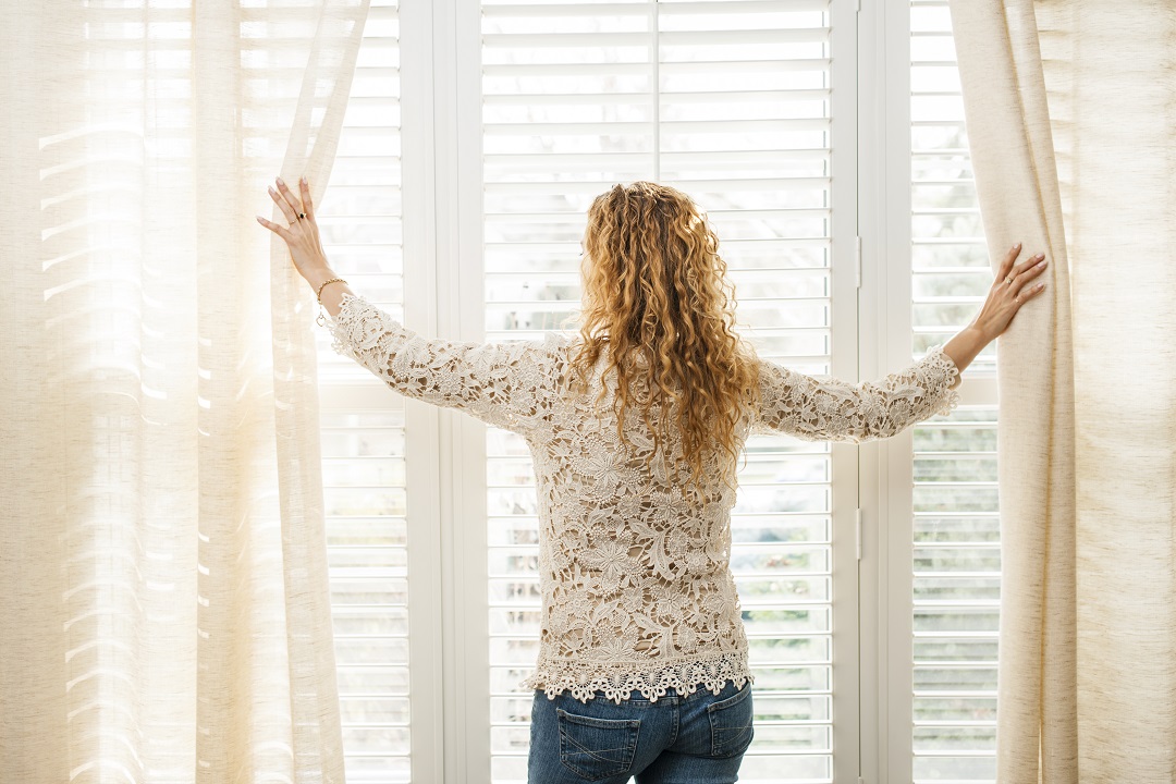 AdventManor's tweet photo. Brighten Your Home for Showings https://t.co/o01b9sfuZK https://t.co/laU5mhqACk