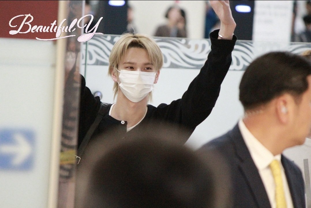 BeautifulYu1107's tweet photo. 26.06.12 GMP🛬
#신유 #SHINYU #シニュ #신정환 
#투어스 #TWS https://t.co/fls6GOum0t