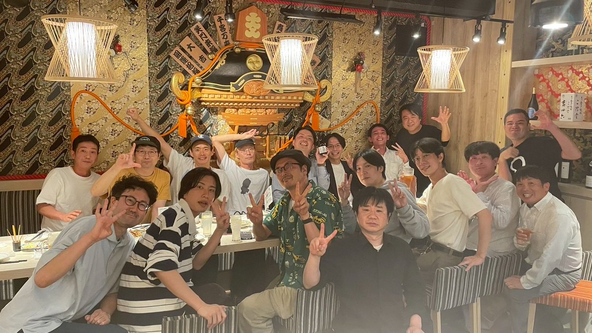 syabazougeinin7's tweet photo. 遅くなったけど、先日WCS4期生のライブウルトラCに出演してきました！
ライブも打ち上げも懐かしさ全開でめちゃくちゃ楽しかった⭐︎
またやりたいですっ！ https://t.co/Kaid3yE6K6