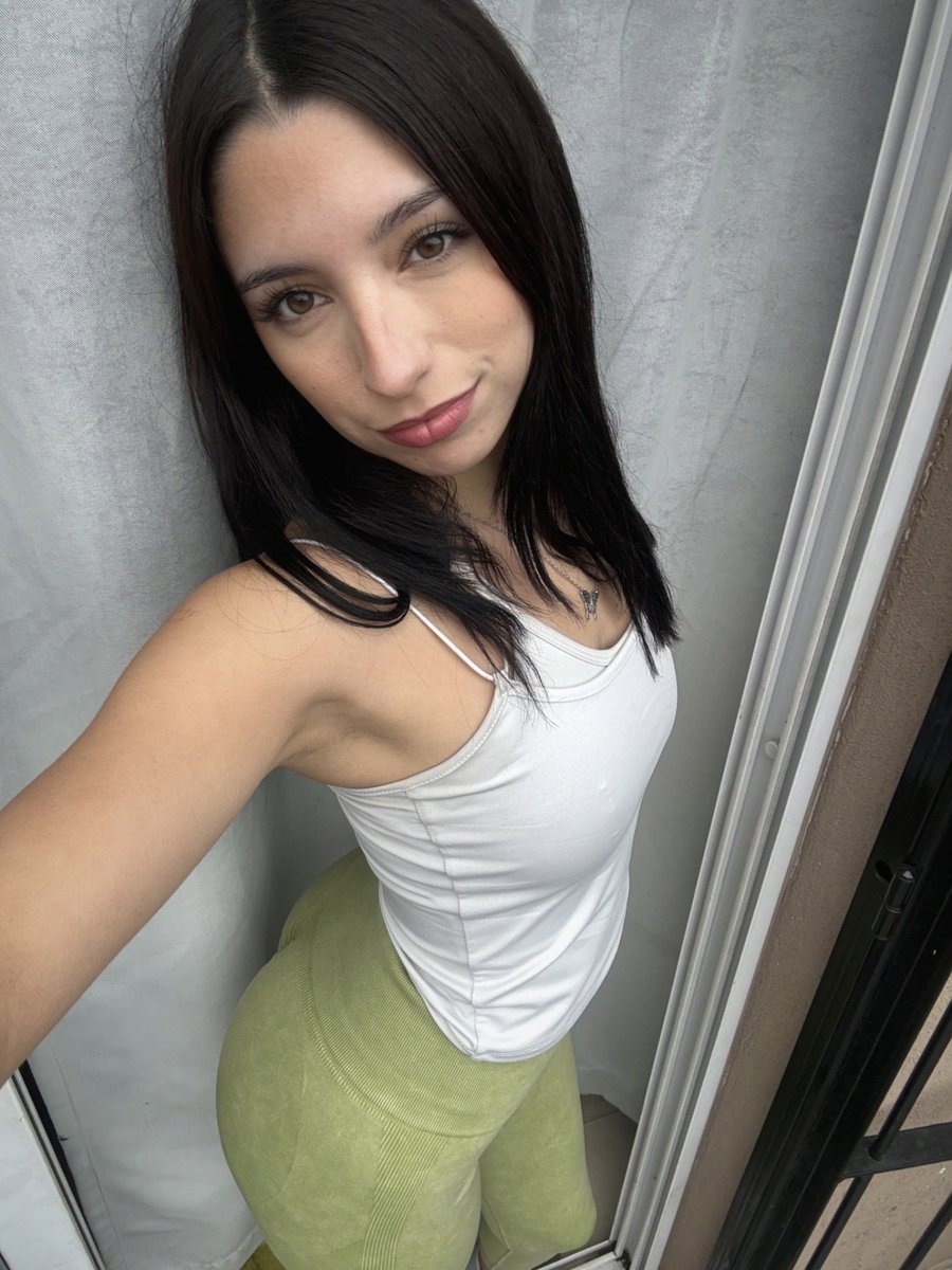 peachyoliviax's tweet photo. if found, please send me back to Agartha ✨ https://t.co/Yjp57eN1pd