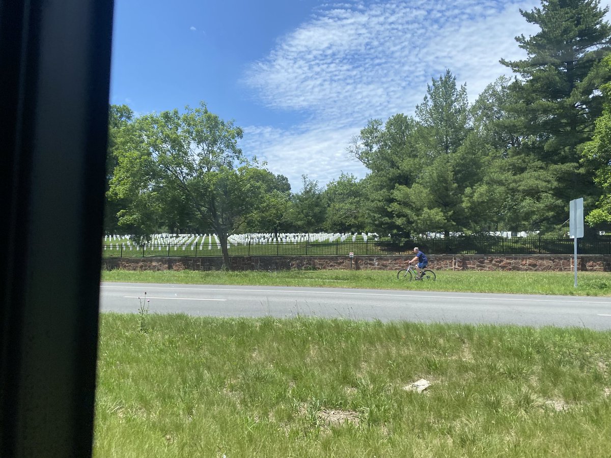 patrick062404sr's tweet photo. Beautiful views of Arlington Cemetery https://t.co/I6KkLDVFzR