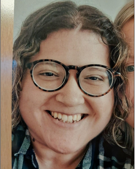 MPSWestminster's tweet photo. We need your help to locate Florence, 29 who was last seen in the Victoria area at 6am on Friday, 12 June wearing a black hoodie, black leggings and red/white check print shoes.

If seen please contact the police on 101 quoting CAD ref 1067/12 https://t.co/AlIagdZXOf