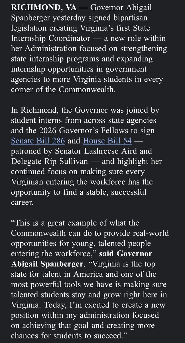 AndrewKerley_'s tweet photo. .@GovernorVA signed a bill yesterday to create a state internship coordinator, with the goal of helping students eventually work for the Virginia government. Quite the boon for students at a capital city school like @vcu, which requires all students to do an internship 🎓 https://t.co/lZmx7Cil0m