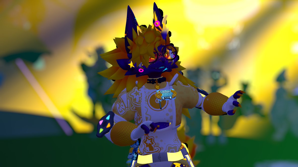 RednexTheFox's tweet photo. While enjoying Club FYNN, I spotted this very attractive #Novabeast and I took the opportunity for took this photo 🪩🕺🏻

#FuralityUltra #Furality #Furry #VRChat https://t.co/eJkKpOBjZY