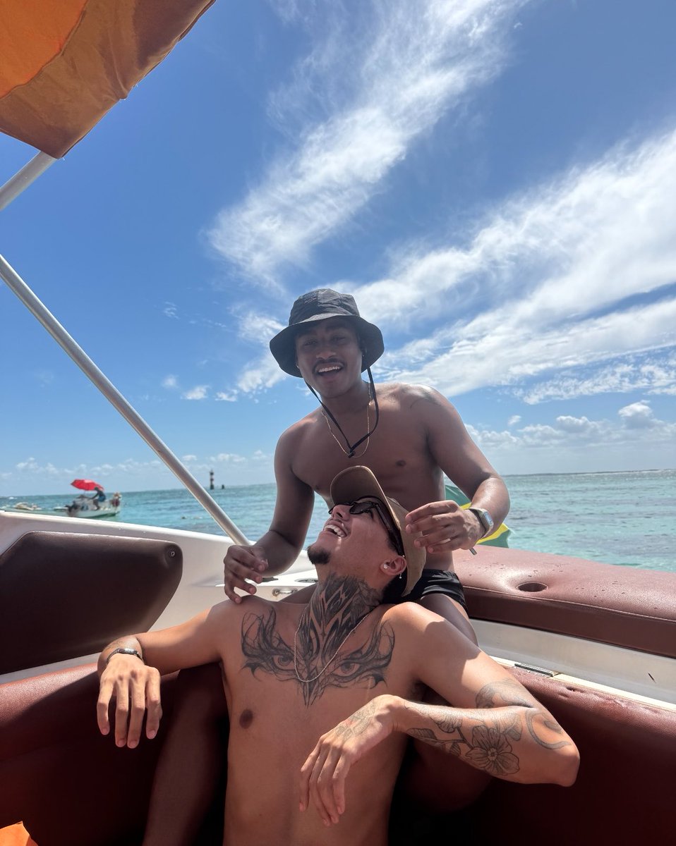 danilokauaan's tweet photo. Te amo preto 🤎 https://t.co/EPvuzYY1o9