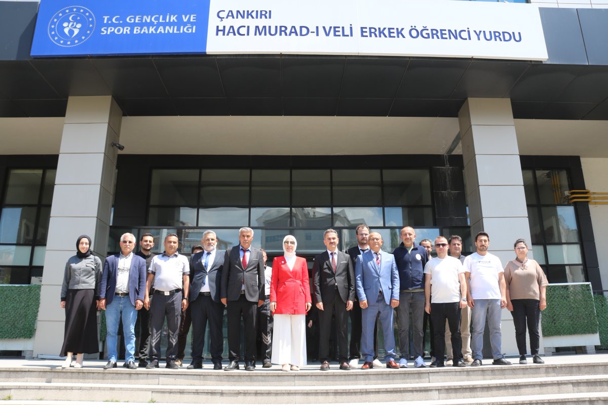 GSB_Cankiri's tweet photo. 📍 Gençlik ve Spor Bakan Yardımcımız Doç. Dr. Safa Koçoğlu Gürsoy’u İl Müdürlüğümüzde ağırladık. Personelimizle yakından ilgilenen, samimiyeti, içten tebessümü ve gönülden yaklaşımıyla çalışma arkadaşlarımıza moral veren Bakan Yardımcımıza nazik ziyaretleri için teşekkür ederiz. https://t.co/lyCb8EftpZ
