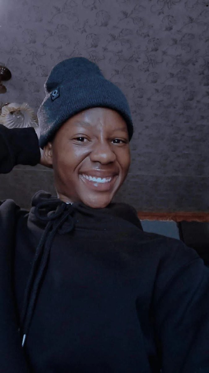 BennieSonamzi's tweet photo. She is still missing, please repost until she is found https://t.co/o8OxhXorLZ