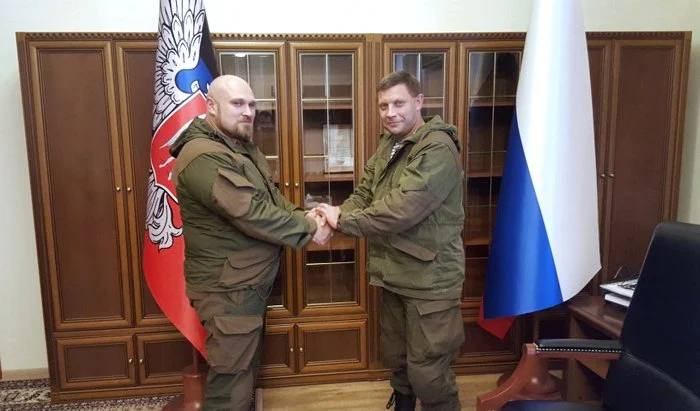 NOELreports's tweet photo. An explosive device detonated near the home of Andriy Pinchuk, the first state security minister of occupied Donetsk in 2014–2015. Pinchuk was one of the organizers and leaders of the DNR security structures, took part in establishing Russian control over Crimea, and later helped create and coordinate occupation security bodies in Donbas. #Russia