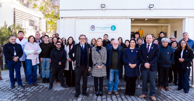 usach's tweet photo. 🇨🇱🔬✨La @fqybusach puso en marcha su nueva Planta de Nitrógeno Líquido, una infraestructura criogénica de vanguardia que es única en su tipo en el continente.

🔗Sigue la noticia en: https://t.co/r6psokvyPS https://t.co/LXg5RgM2iM