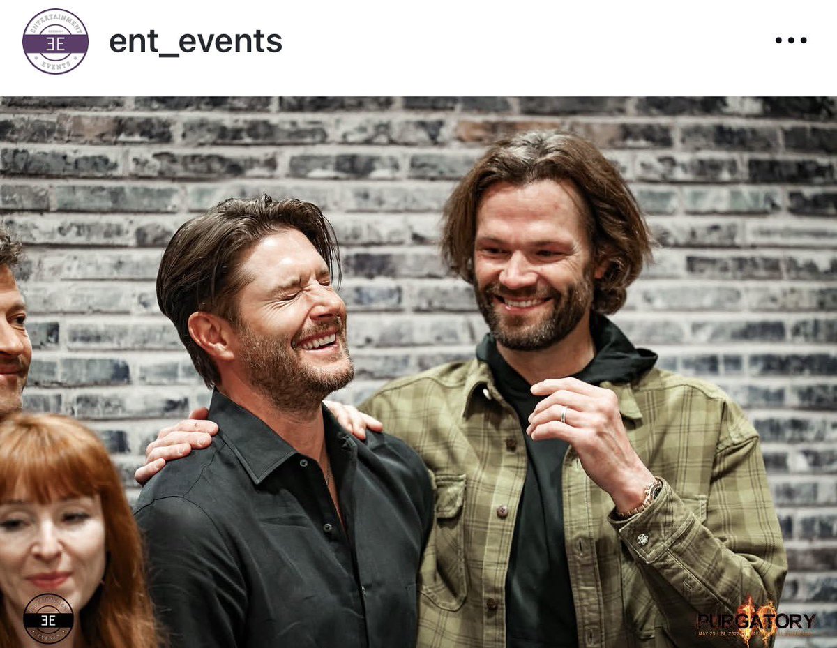 MiaAW90's tweet photo. These kinds of pictures always make me smile. A little bubble of their own, every chance they get. 😍 #SPNFamily https://t.co/8FNofslnaq