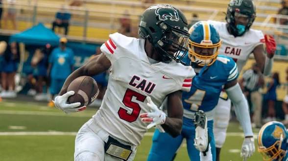 ElijahDavis14_'s tweet photo. After a great performance at camp today I am blessed to receive my first offer from @CAU_Football @ChansJones @CoachMFred_OC @R2RPUFF @CartersTheory ⚡️ https://t.co/Ujqw9Q5zjQ
