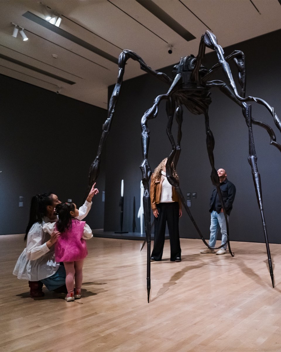 SFMOMA's tweet photo. Bring art into your family time this weekend with Sunday's Free Family Day 🌟

This Sunday, June 14, explore line, shape, and color with an incredible day of programming with fun for all the family: https://t.co/S1CAgAyRts 

#SFMOMA #ToDoSF https://t.co/zrsyrKfpcN