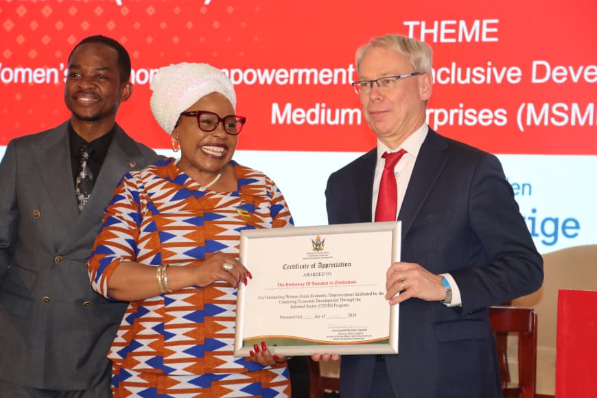 mwacsmed's tweet photo. Hon. Monica Mutsvangwa today hailed the CEDIS Programme for empowering over 30,595 MSMEs through improved access to business opportunities. Funded by Sweden and implemented by Mercy Corps, the US$5.8 million initiative has strengthened livelihoods and enterprise resilience. https://t.co/DGkokKCX1N