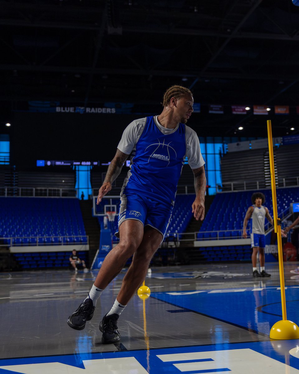 MT_MBB's tweet photo. combine day in The Boro 😤 https://t.co/3MVn1UxaM6