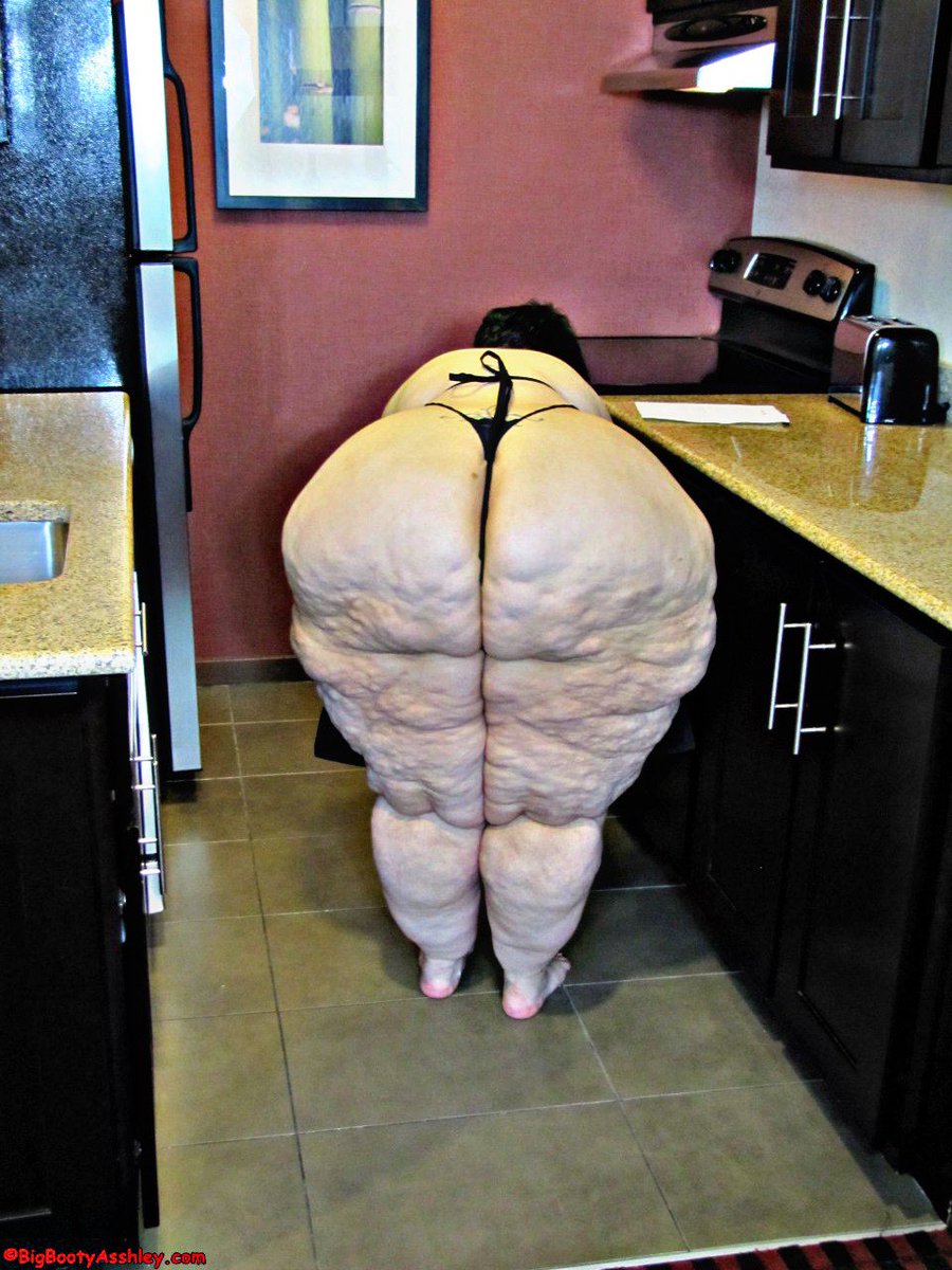 NutTherapist's tweet photo. Happy Friday Goonies!! Go ahead and grab that lotion 🧴 and stroke that greasy dick! 👩🏻‍🏫🫵🏻🍑🥜💦💦

#goon | #bbw | #ssbbw | #latina | #pawg | #bigass | #fatass | #ass | #tgif https://t.co/L0LWmiRdbv